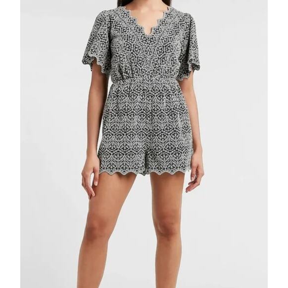EXPRESS NWT Black & White Lace Eyelet Romper // S - Picture 16 of 16